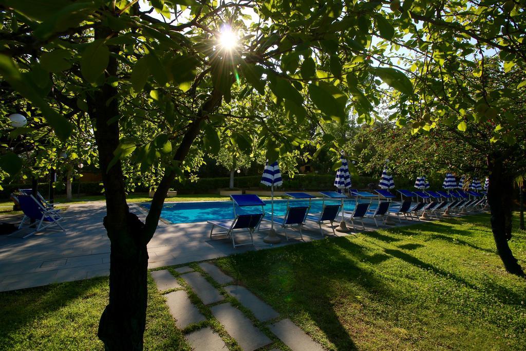 Villa Teresa Porto Azzurro Exteriör bild