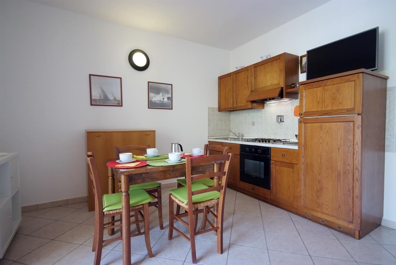 Villa Teresa Porto Azzurro Exteriör bild